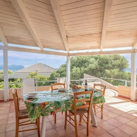 Vista Mare 1 *
